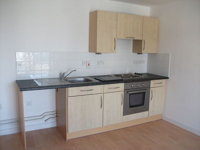  Image of 1 bedroom Flat to rent in Vyvyans Court Tuckingmill Camborne TR14 at Vyvyans Court Tuckingmill Camborne, TR14 8PF