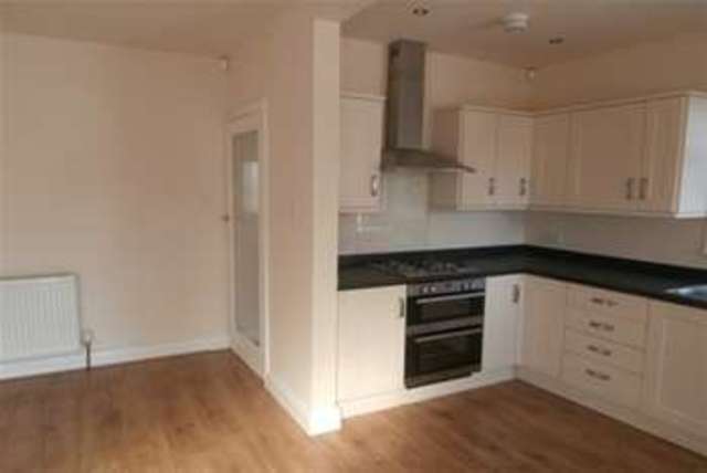  Image of 3 bedroom Semi-Detached house to rent in Wallace Road Loughborough LE11 at Loughborough, LE11 3NX