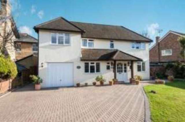  Image of 4 bedroom Detached house for sale in Rydens Avenue Walton-on-Thames KT12 at Walton-on-Thames Surrey Walton-on-Thames, KT12 3JP