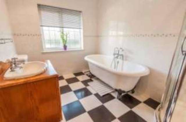  Image of 4 bedroom Detached house for sale in Rydens Avenue Walton-on-Thames KT12 at Walton-on-Thames Surrey Walton-on-Thames, KT12 3JP