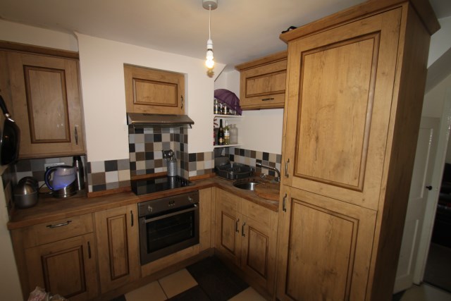  Image of 3 bedroom Cottage to rent in Market Hill Cowes PO31 at Cowes, PO31 7RW