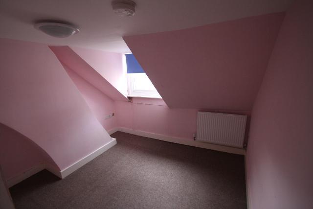  Image of 3 bedroom Cottage to rent in Market Hill Cowes PO31 at Cowes, PO31 7RW