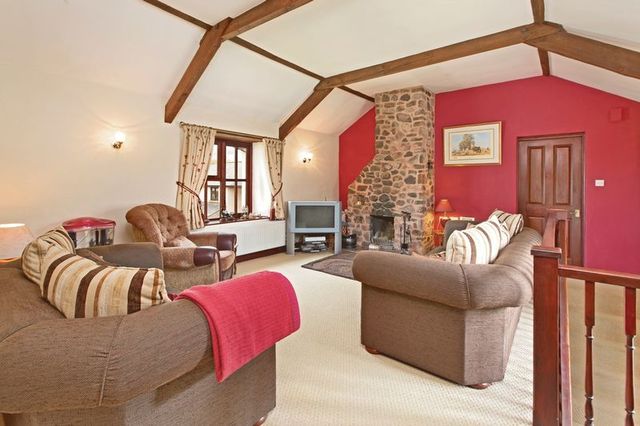  Image of 3 bedroom Detached house for sale in Warnicombe Lane Warnicombe Tiverton EX16 at Warnicombe Lane Warnicombe Tiverton, EX16 4NZ
