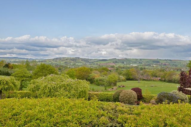  Image of 3 bedroom Detached house for sale in Warnicombe Lane Warnicombe Tiverton EX16 at Warnicombe Lane Warnicombe Tiverton, EX16 4NZ
