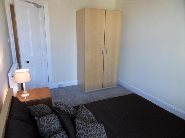  Image of 3 bedroom Flat to rent in Warrender Park Road Edinburgh EH9 at Marchmont Edinburgh Edinburgh, EH9 1ET