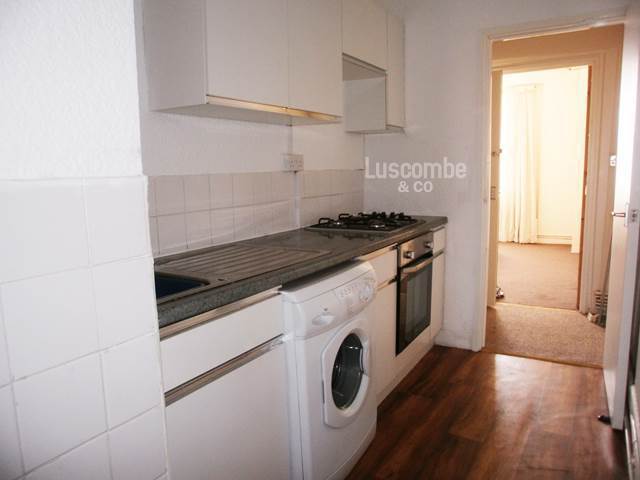  Image of 1 bedroom Flat to rent in Watch House Parade Newport NP20 at Newport  Newport, NP20 2JH