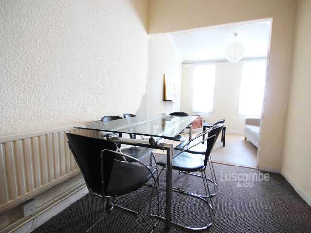  Image of 1 bedroom Flat to rent in Watch House Parade Newport NP20 at Newport  Newport, NP20 2JH