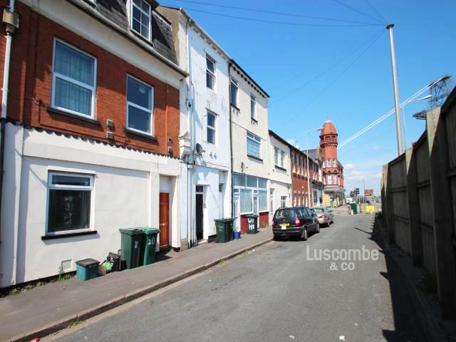  Image of 1 bedroom Flat to rent in Watch House Parade Newport NP20 at Newport  Newport, NP20 2JH