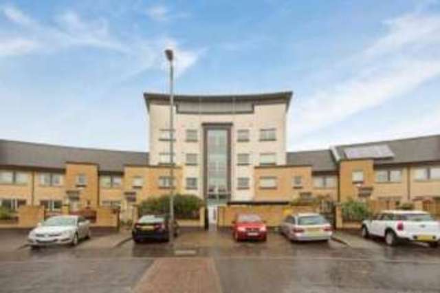  Image of 3 bedroom Flat for sale in Waterside Place Glasgow G5 at New Gorbals Glasgow Birkwood, G5 0QD