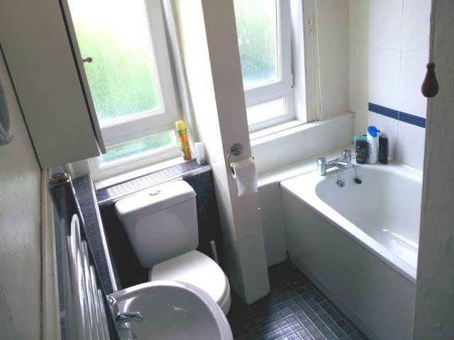  Image of 1 bedroom Flat to rent in Watson Crescent Edinburgh EH11 at Polwarth Edinburgh Edinburgh, EH11 1EX
