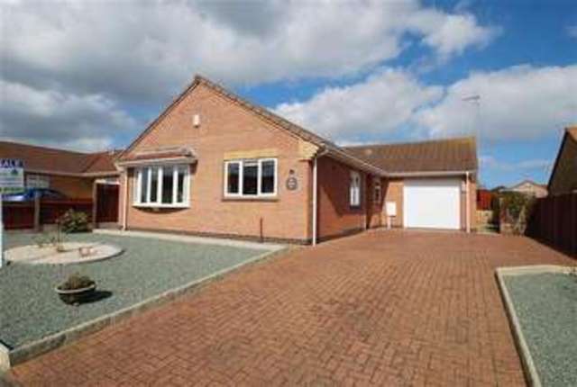  Image of 3 bedroom Bungalow for sale in Well Vale Drive Chapel St. Leonards Skegness PE24 at Chapel St Leonards, PE24 5SE