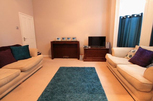  Image of 1 bedroom Flat for sale in Wellington Road Bournemouth BH8 at Wellington Road  Bournemouth, BH8 8JH