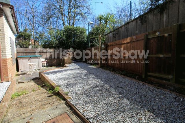  Image of 1 bedroom Flat for sale in Wellington Road Bournemouth BH8 at Wellington Road  Bournemouth, BH8 8JH