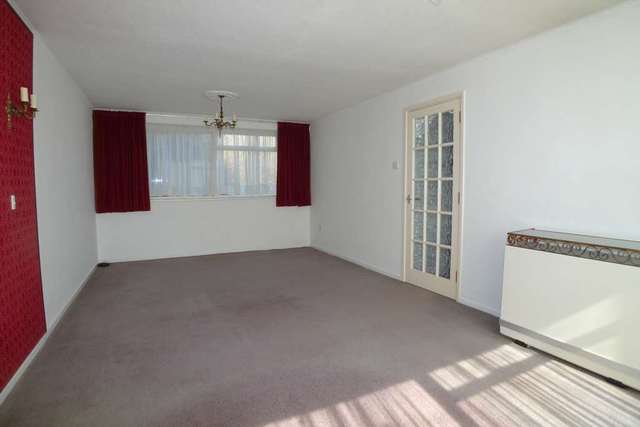  Image of 2 bedroom Flat for sale in Wessex Drive Erith DA8 at Wessex Drive  Erith, DA8 3AH