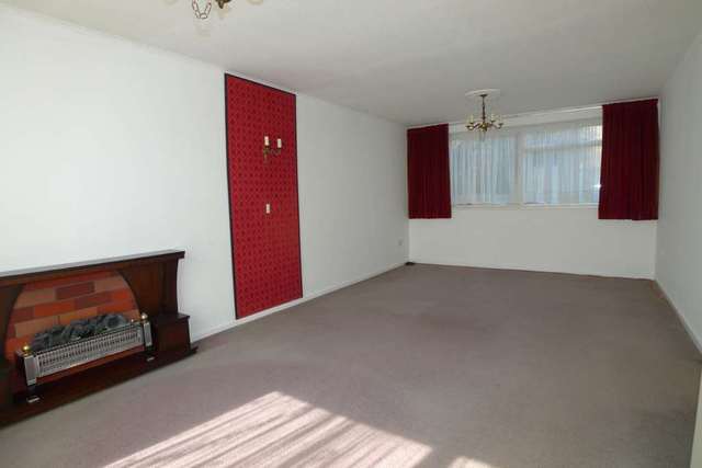  Image of 2 bedroom Flat for sale in Wessex Drive Erith DA8 at Wessex Drive  Erith, DA8 3AH
