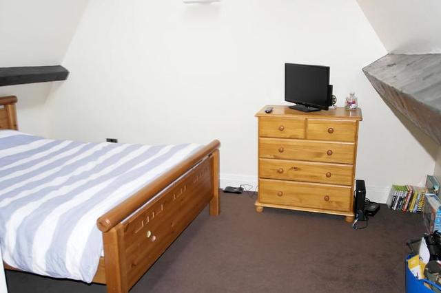  Image of 2 bedroom Apartment for sale in New Street Farsley Pudsey LS28 at Farsley, LS28 5AS