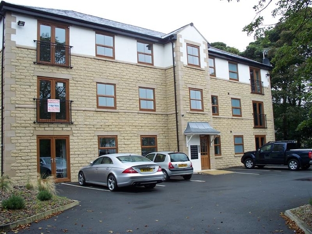  Image of 2 bedroom Apartment to rent in Peregrine Way Queensbury Bradford BD6 at Westwood Hall  Clayton Heights, Bradford, BD6 3YT