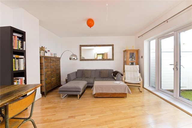  Image of 2 bedroom Flat for sale in Wetherell Road London E9 at South Hackney London Victoria Park, E9 7DB