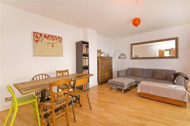  Image of 2 bedroom Flat for sale in Wetherell Road London E9 at South Hackney London Victoria Park, E9 7DB