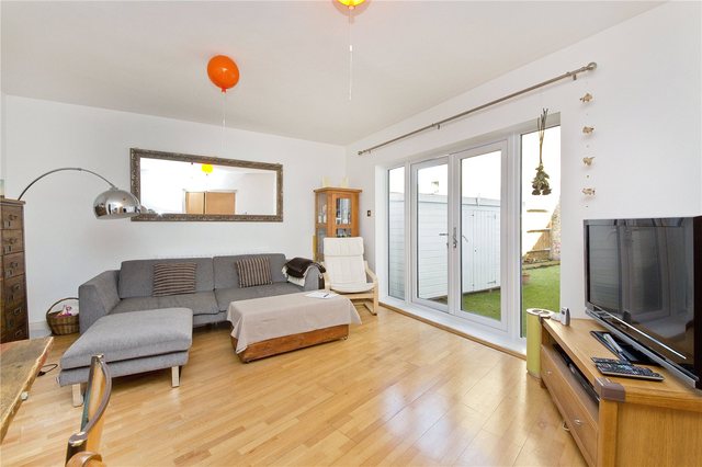  Image of 2 bedroom Flat for sale in Wetherell Road London E9 at South Hackney London Victoria Park, E9 7DB
