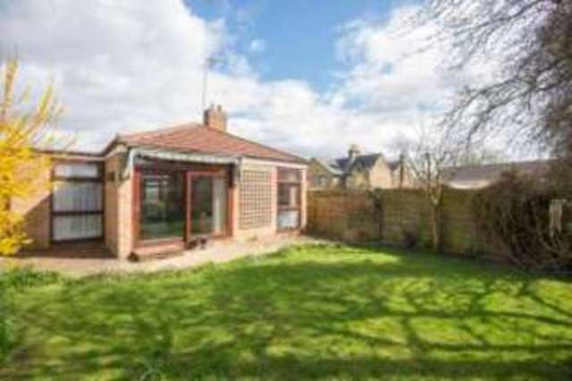  Image of 3 bedroom Bungalow for sale in Wheelers Close Nazeing Waltham Abbey EN9 at Nazeing Waltham Abbey Lower Nazeing, EN9 2RA
