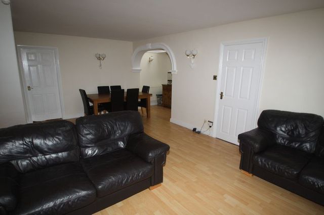  Image of 3 bedroom Detached house to rent in Whitchurch Lane Whitchurch Bristol BS14 at Whitchurch Lane Whitchurch Bristol, BS14 0EN