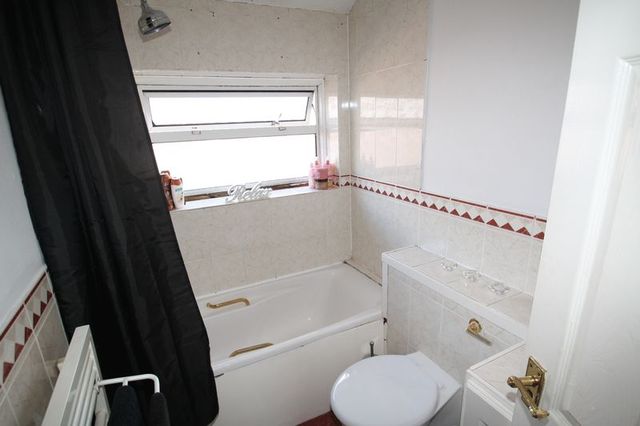  Image of 3 bedroom Detached house to rent in Whitchurch Lane Whitchurch Bristol BS14 at Whitchurch Lane Whitchurch Bristol, BS14 0EN