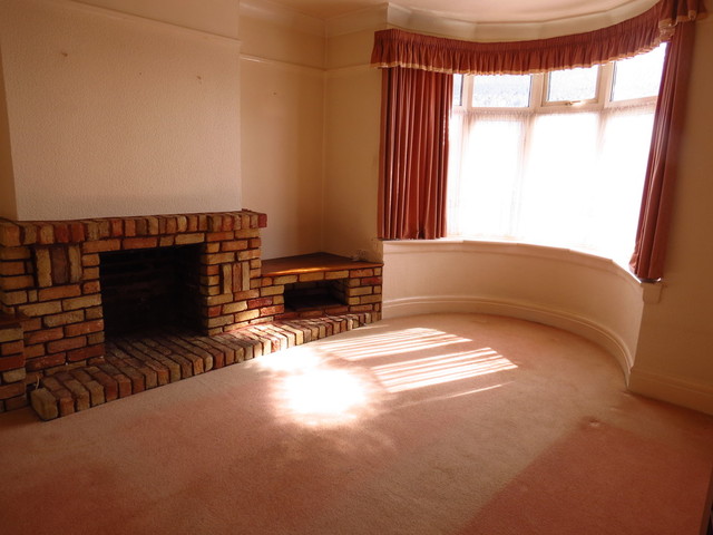  Image of 3 bedroom Terraced house for sale in White Hart Lane Portchester Fareham PO16 at White Hart Lane Portchester Fareham, PO16 9AN