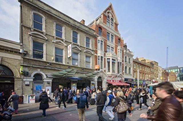  Image of 2 bedroom Apartment to rent in Whitechapel Road London E1 at London, E1 1BY