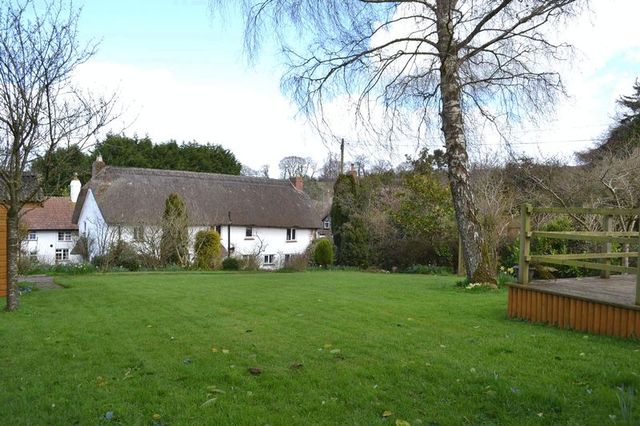  Image of 3 bedroom Detached house for sale in Wiggaton Wiggaton Ottery St. Mary EX11 at Sandgate Lane  Ottery St. Mary, EX11 1PU