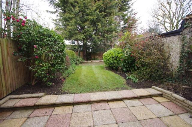  Image of 5 bedroom Detached house for sale in Willow Way London N3 at London, N3 2PL