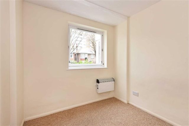  Image of 2 bedroom Property to rent in Third Avenue Hove BN3 at Windsor Lodge Hove Hove, BN3 2PD