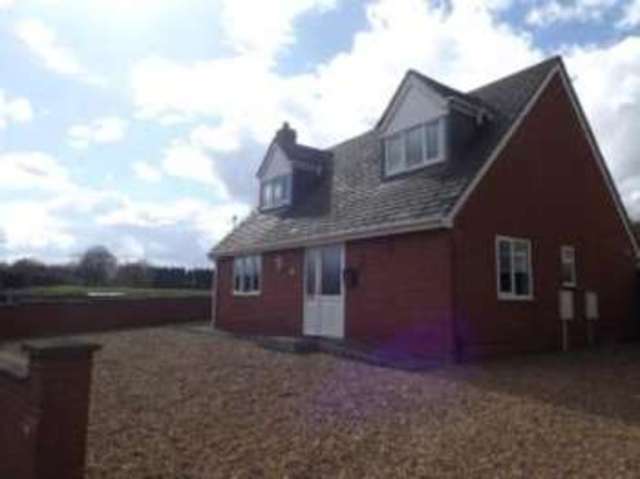  Image of 3 bedroom Bungalow for sale in Winterley Lane Rushall Walsall WS4 at Walsall West Midlands Rushall, WS4 1LR