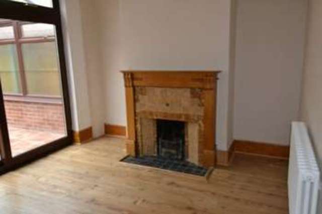  Image of 3 bedroom Semi-Detached house for sale in Woodthorpe Road Kings Heath Birmingham B14 at Woodthorpe Road Kings Heath Birmingham, B14 6EE