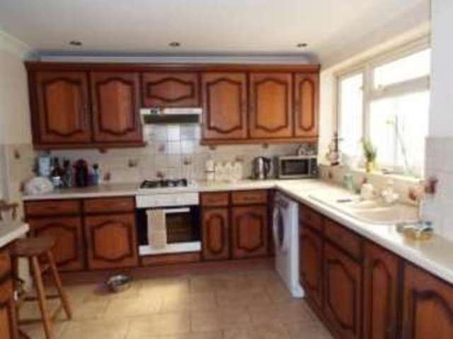  Image of 4 bedroom Detached house for sale in Wordsworth Drive Bletchley Milton Keynes MK3 at Bletchley Milton Keynes Bletchley, MK3 5HR