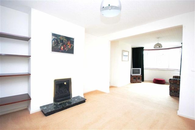  Image of 3 bedroom Property for sale in Priors Hill Wroughton Swindon SN4 at Priors Hill Wroughton Wroughton, SN4 0RR