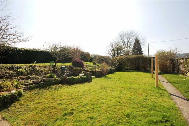  Image of 3 bedroom Property for sale in Priors Hill Wroughton Swindon SN4 at Priors Hill Wroughton Wroughton, SN4 0RR