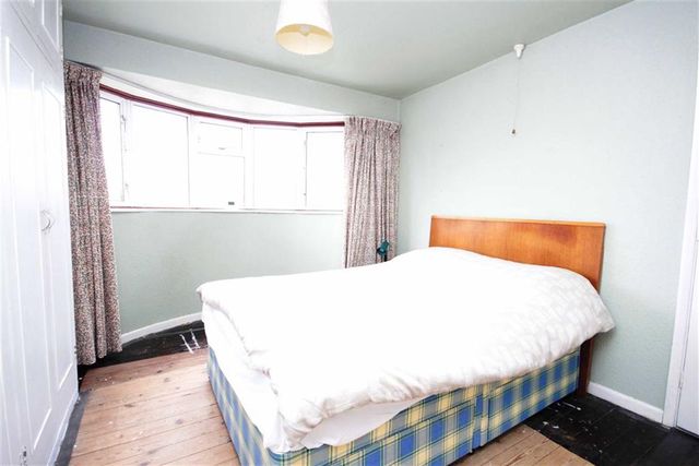  Image of 3 bedroom Property for sale in Priors Hill Wroughton Swindon SN4 at Priors Hill Wroughton Wroughton, SN4 0RR