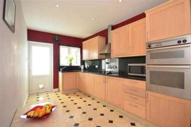  Image of 3 bedroom Semi-Detached house for sale in Wrythe Lane Carshalton SM5 at Carshalton Surrey Carshalton, SM5 2RL