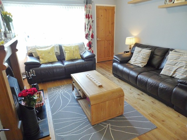  Image of 3 bedroom Semi-Detached house for sale in Wyndham Close Waterlooville PO8 at Wyndham Close Cowplain Waterlooville, PO8 8HA