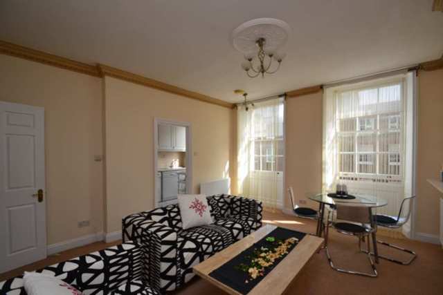  Image of 2 bedroom Flat to rent in York Street London W1U at York Street  London, W1U 6QB