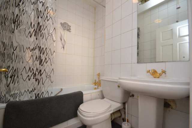  Image of 2 bedroom Flat to rent in York Street London W1U at York Street  London, W1U 6QB