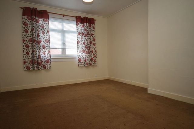  Image of 2 bedroom Flat for sale in Auldhill Crescent Bridgend Linlithgow EH49 at Auldhill Crescent Bridgend Linlithgow, EH49 6NX
