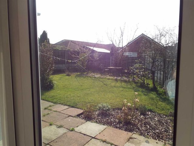  Image of 2 bedroom Property to rent in Park Lane Whitefield Manchester M45 at Park Lane Whitefield Whitefield, M45 7QL