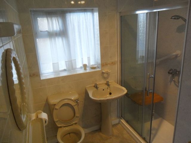  Image of 2 bedroom Flat to rent in Blackberry Lane Sutton Coldfield B74 at Blackberry Lane  Sutton Coldfield, B74 4JG