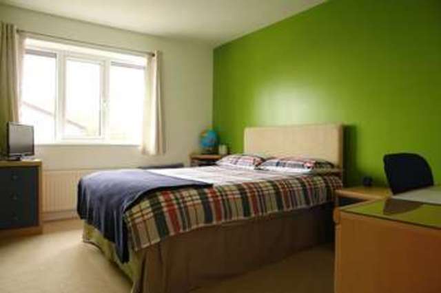  Image of 4 bedroom Detached house for sale in Highfield Drive Royton Oldham OL2 at Royton Oldham Heyside, OL2 6AF