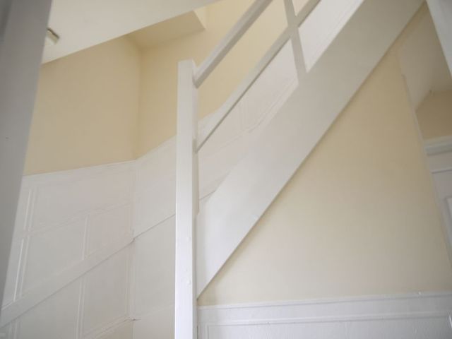 Image of 3 bedroom Semi-Detached house to rent in Glenholme Shipley BD18 at Glenholme  Shipley, BD18 1EW