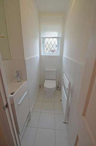  Image of 3 bedroom Detached house to rent in Windmill Field Windlesham GU20 at Windlesham, GU20 6QD