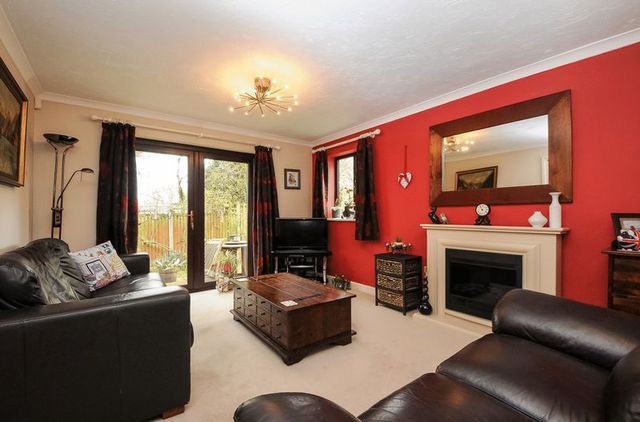  Image of 3 bedroom Detached house for sale in George Street Kingsclere Newbury RG20 at George Street Kingsclere Newbury, RG20 5NH
