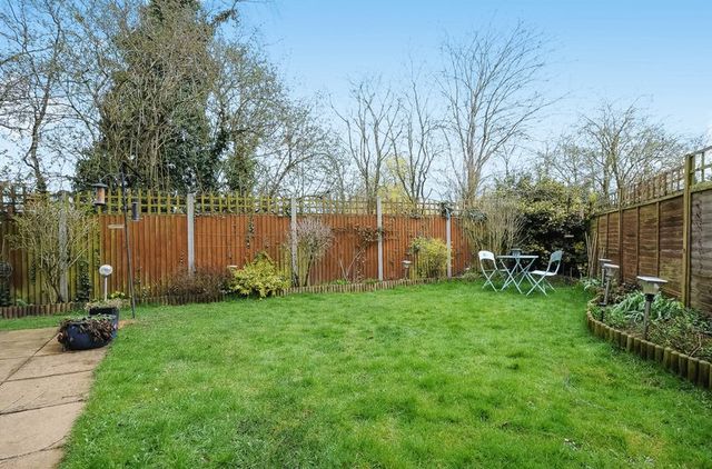  Image of 3 bedroom Detached house for sale in George Street Kingsclere Newbury RG20 at George Street Kingsclere Newbury, RG20 5NH